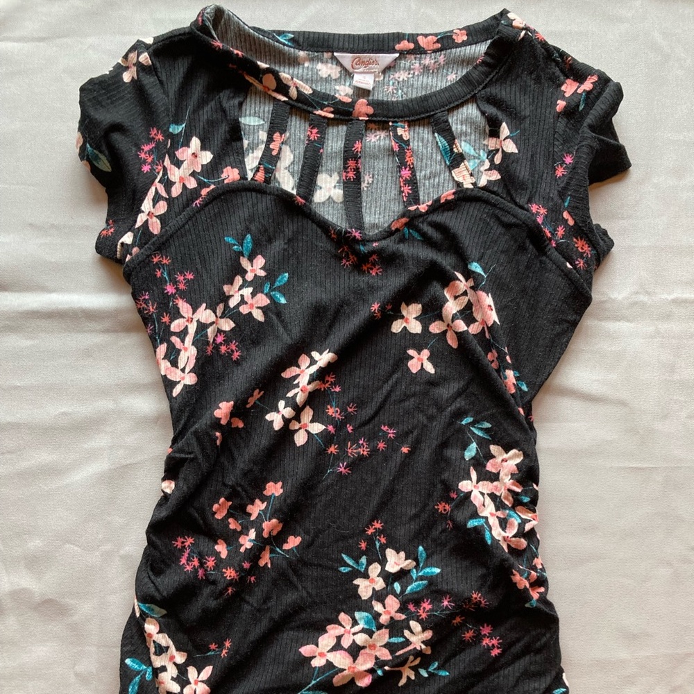 Floral Top by Candies Short Sleeve Small